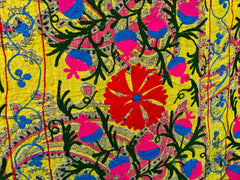 High-Quality Indian Sujani Quilt – Handmade Cotton Throw with Beautiful Sujani Work